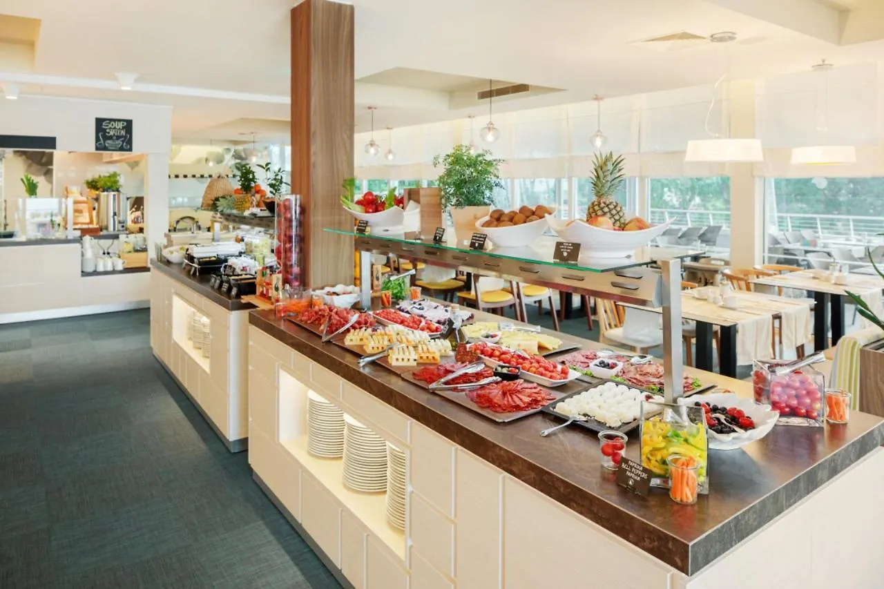 Girandella Resort, Valamar Collection (Adults Only) Rabac 4*,